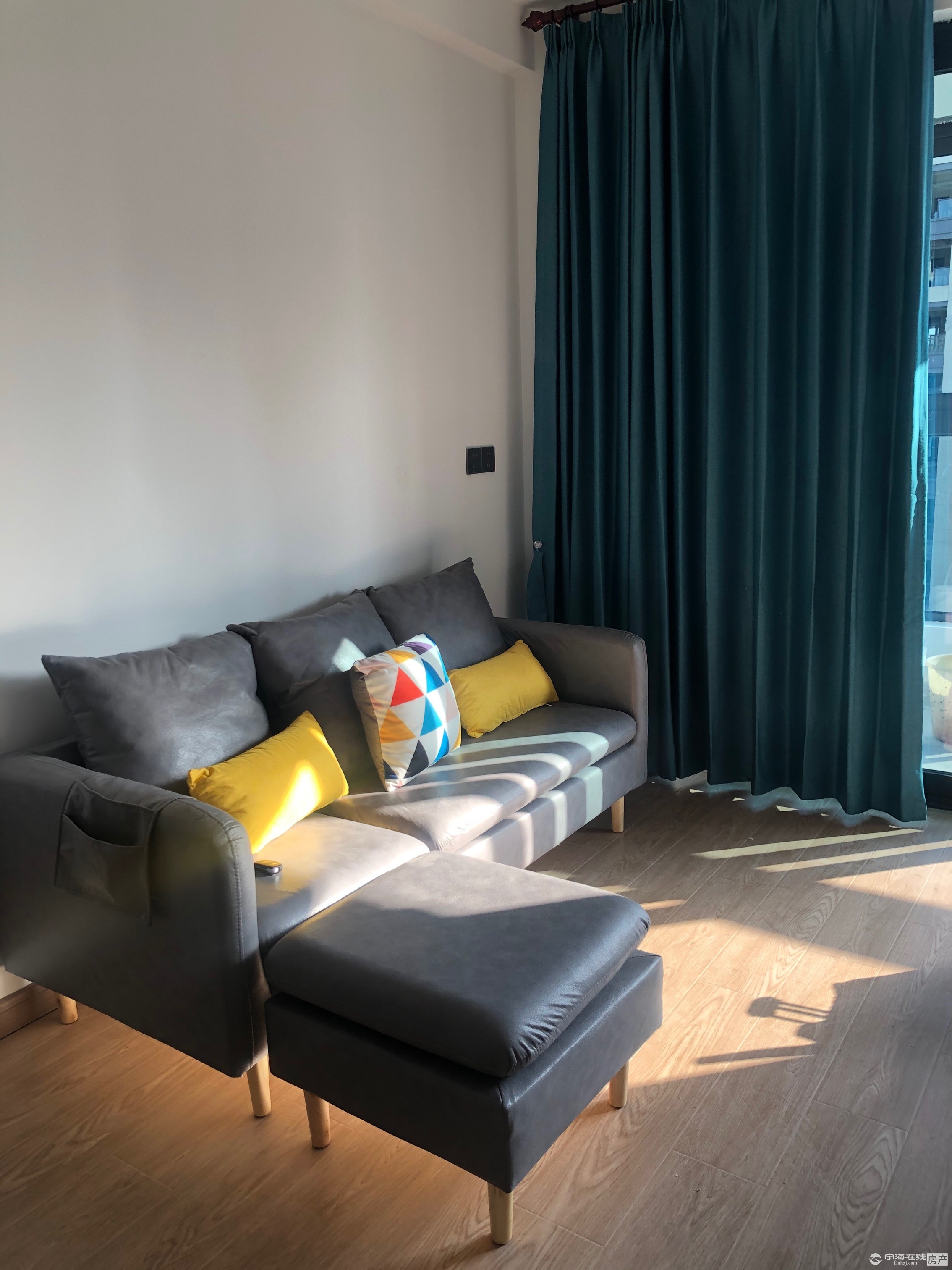 出租得力宁园3室2厅1卫94平米3200元/月住宅