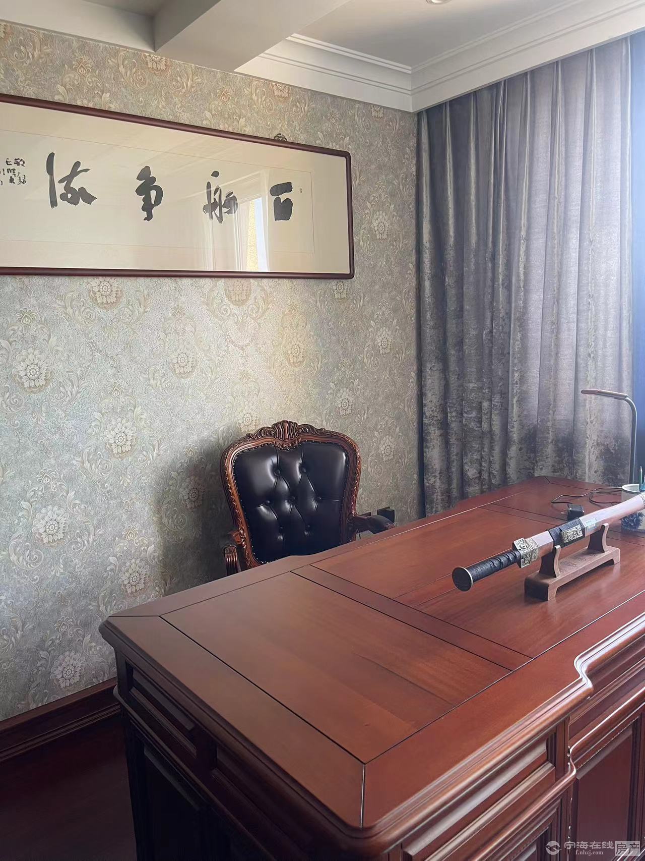 紫金花园复式240平 车位有地暖,中央空调,品牌装修新中式528万.