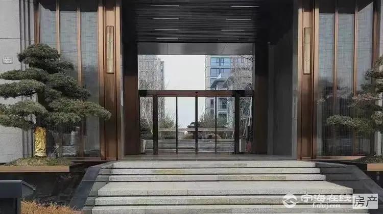 急售金宸台3室2厅2卫117平有车位储藏室最最划算的房子169万楼层极佳大灿头