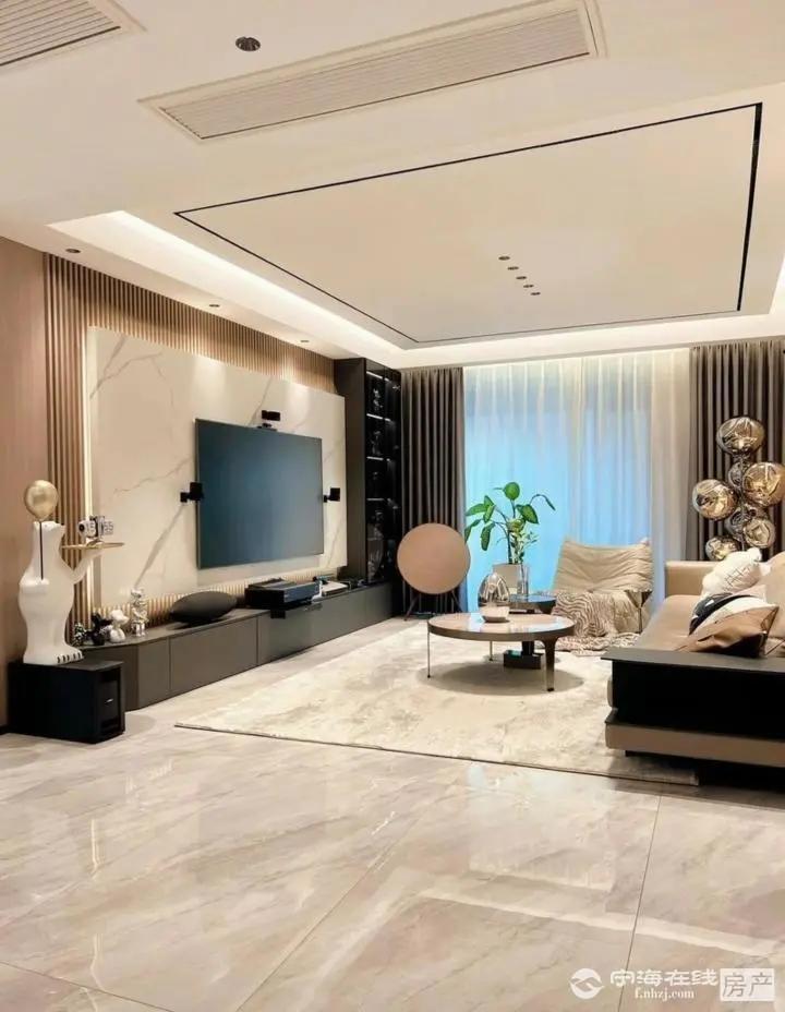 出售自在城 3室2厅2卫139平米195万现代精装修十车位储藏室灿头住宅