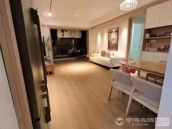 出售悦君台3室2厅2卫89平米十车位198万住宅