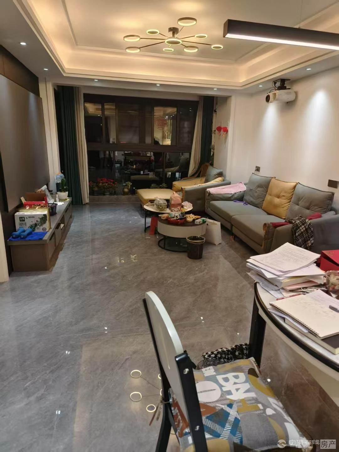 出租 金宸台3室2厅1卫90平米3000元/月住宅加车位储包物业